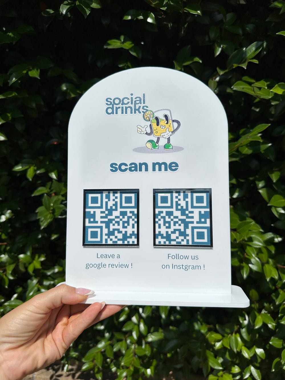 Socials QR Code’s Sign